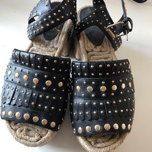 Aces espadrilles with platform heels in size 7